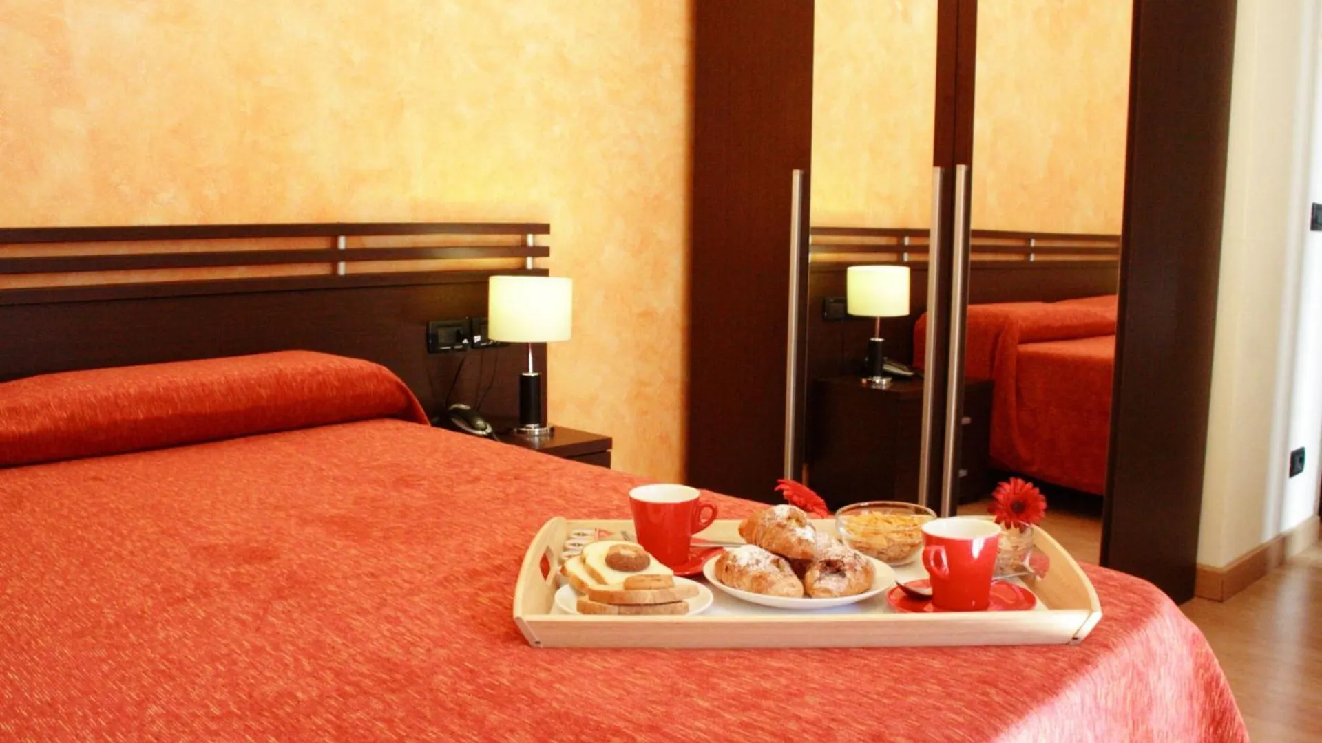 San Max Hotel Κατάνια
