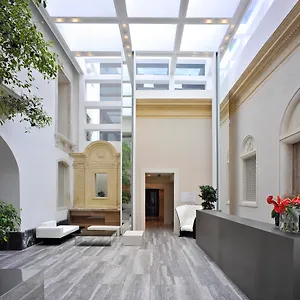 Hotel House