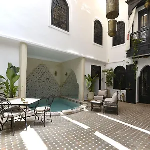 riad-litzy.marrakeshhotelsmorocco.com/